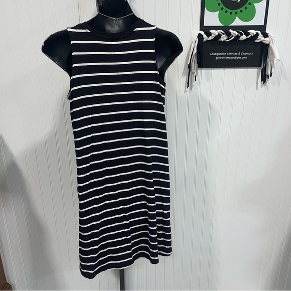 Time and Tru Black and White Striped Dress large - Picture 7 of 8